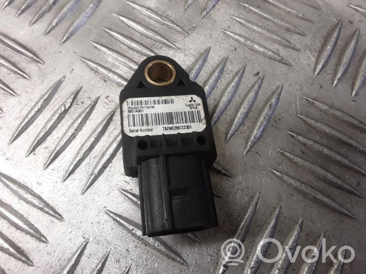 Mitsubishi Outlander Airbagsensor Crashsensor Drucksensor 8651A001