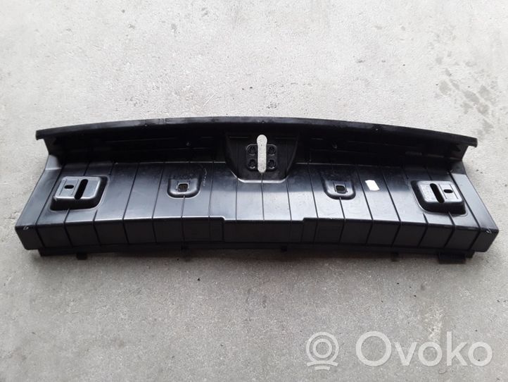 BMW 3 F30 F35 F31 Takaluukun kannen lukon lista 7351650