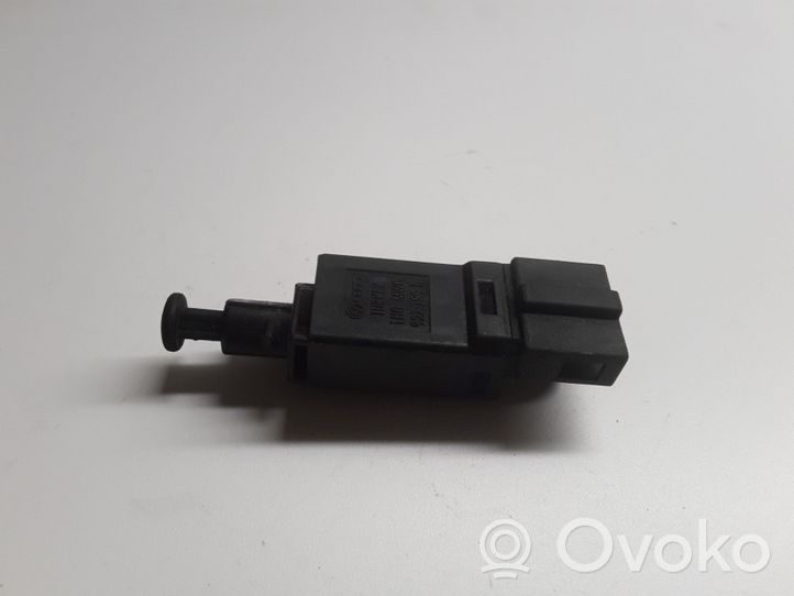 Audi A4 S4 B5 8D Brake pedal sensor switch 927189D