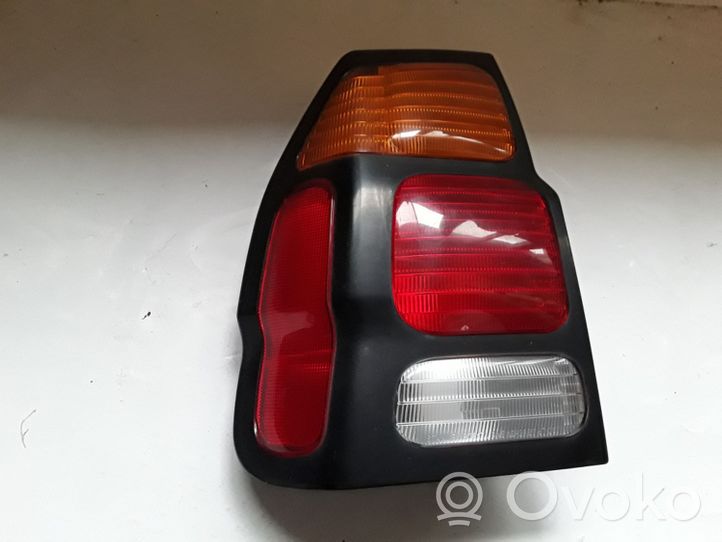 Mitsubishi Pajero Sport I Luz trasera/de freno STANLEYP0617L