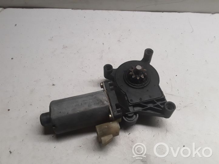 Mercedes-Benz ML W163 Fensterhebermotor Tür vorne 9137041105