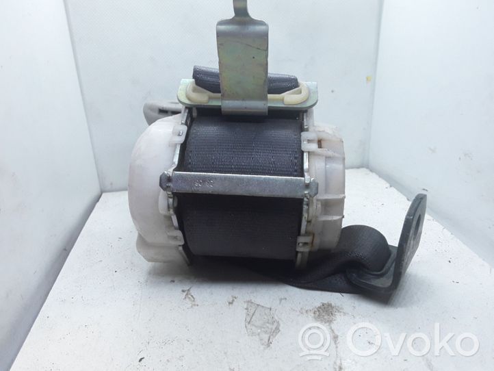 Toyota Yaris Sicherheitsgurt hinten Mitte H073811