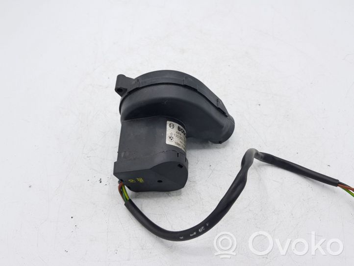 BMW 3 E46 Module d'unité de commande de ventilateur 0130002831