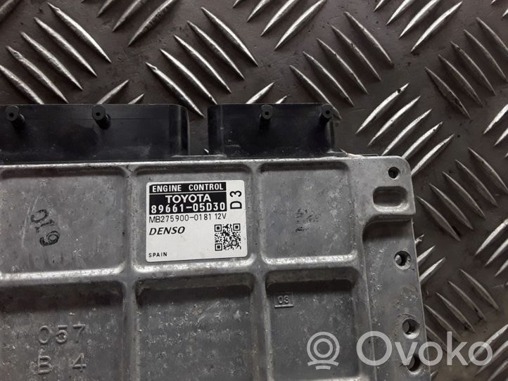 Toyota Avensis T270 Sterownik / Moduł ECU 8966105D30