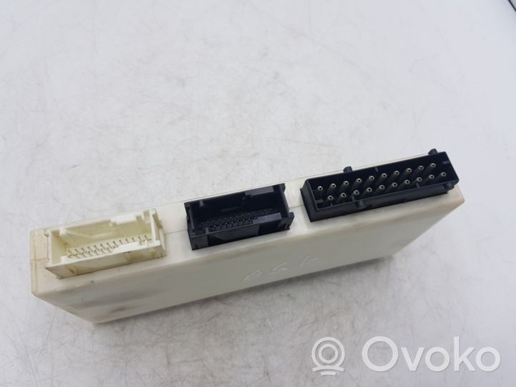 BMW 7 E38 Module confort 8381491