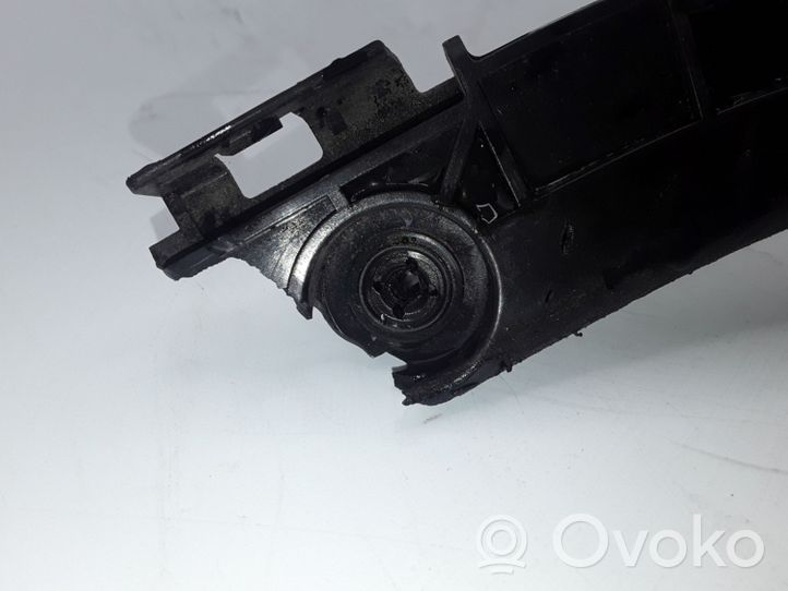 Toyota Verso Support de pare-chocs arrière 525760F020