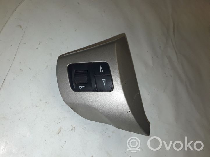 Opel Corsa C Przyciski multifunkcyjne 13222330