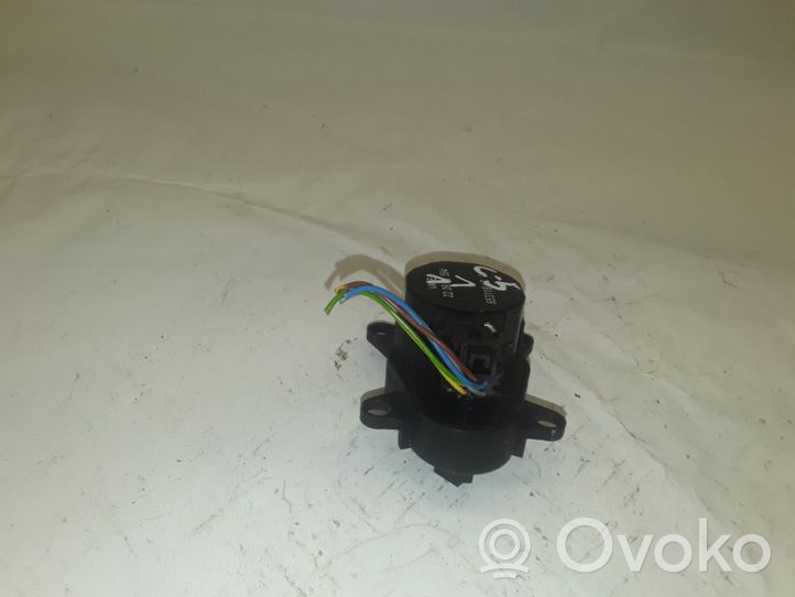 Citroen C5 Air flap motor/actuator 653118VC07