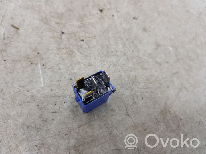 Nissan Note (E11) Other relay 2523079944