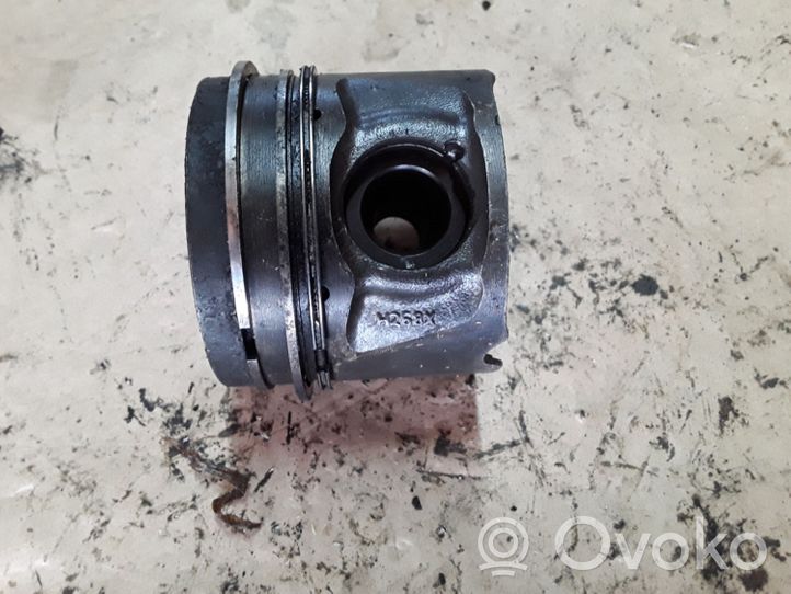 Citroen C6 Piston H268X