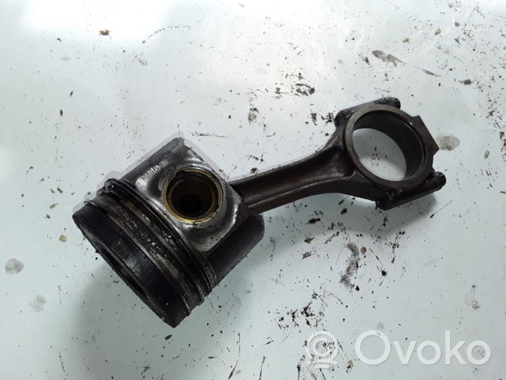 Volkswagen Jetta V Piston with connecting rod 81L97AB