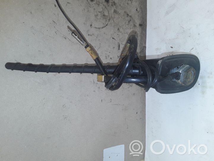 Nissan Murano Z50 Antena (GPS antena) V300873E