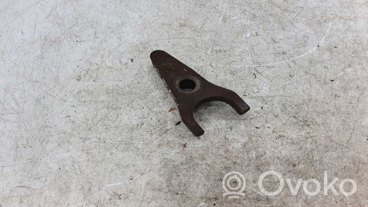 Toyota Avensis T270 Fuel Injector clamp holder 