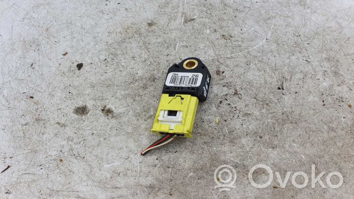 Toyota Avensis T270 Sensor impacto/accidente para activar Airbag 8983105040