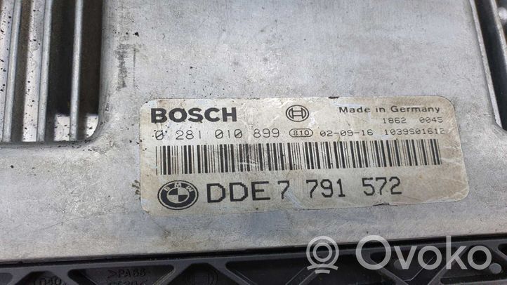 BMW 7 E65 E66 Motorsteuergerät/-modul 0281010899