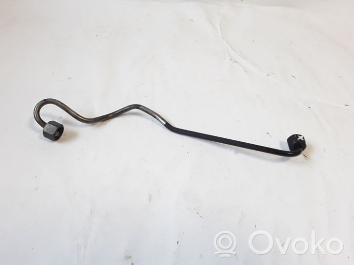 BMW X3 E83 Fuel injector supply line/pipe 