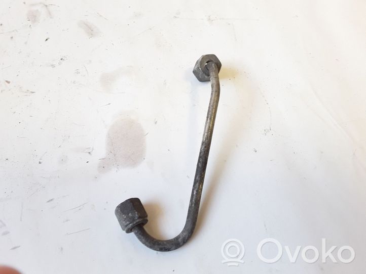 Opel Zafira C Fuel injector supply line/pipe 