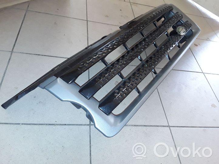 Land Rover Range Rover Sport L320 Front bumper upper radiator grill 7H328138ABW