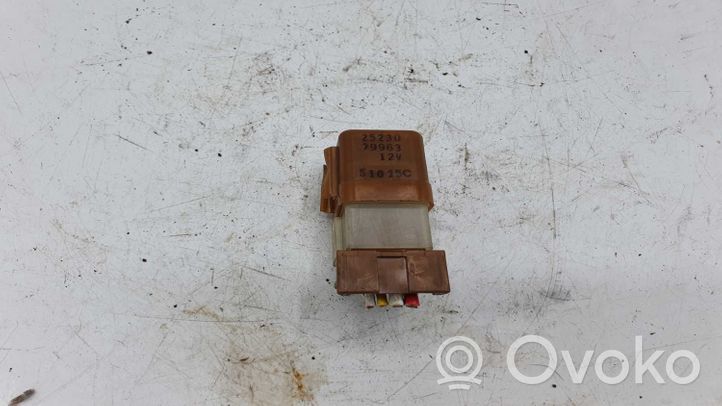 Nissan X-Trail T30 Other relay 2523079963
