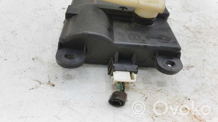 Nissan X-Trail T30 Moteur / actionneur de volet de climatisation 3J01030820