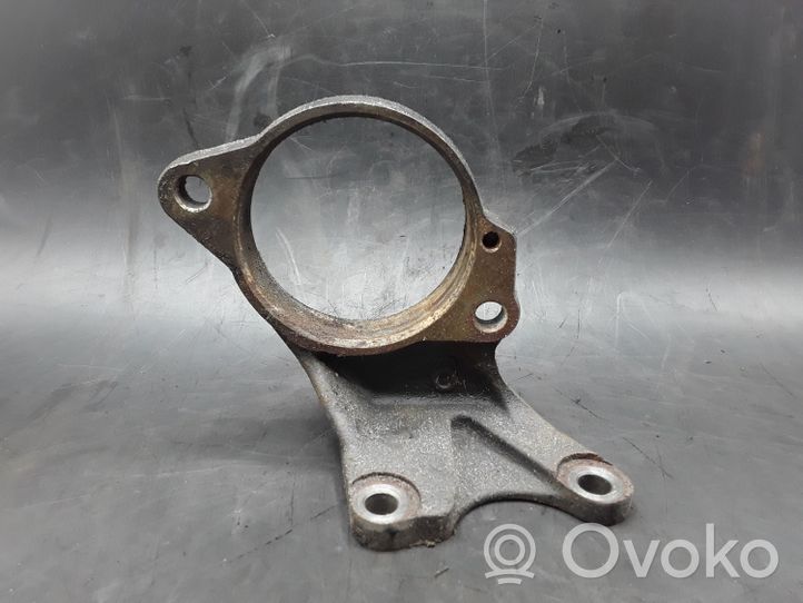 Toyota Avensis T270 Staffa del cuscinetto di supporto dell’albero di trasmissione 4345705050C