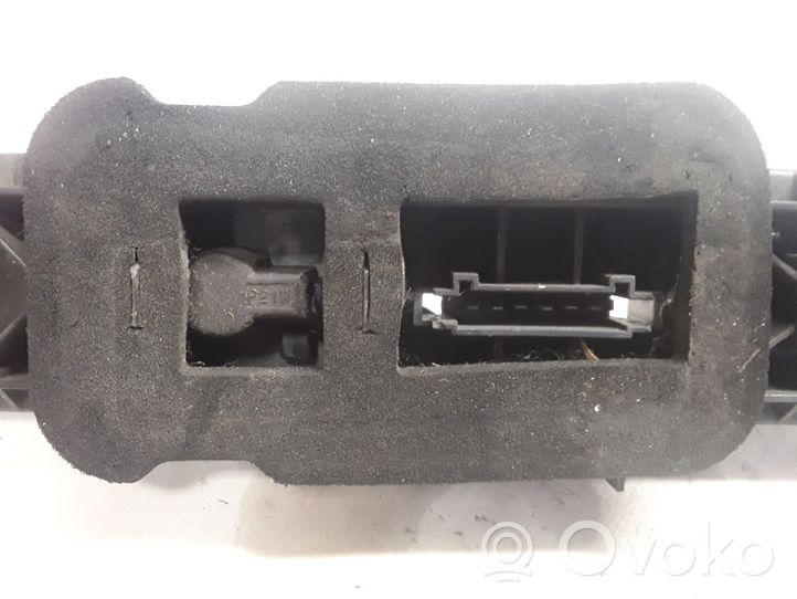 Volkswagen Crafter Galinio žibinto detalė 3915389999