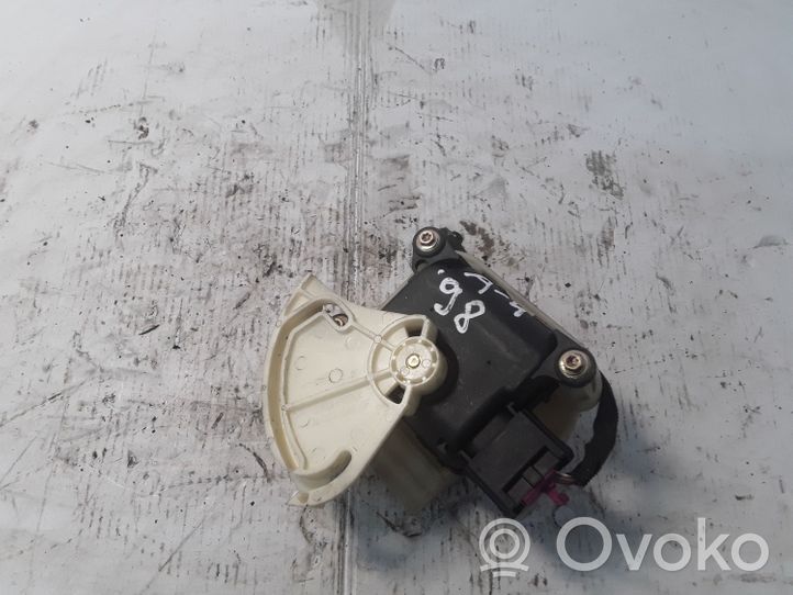 Audi A4 S4 B5 8D Attuatore/motore della valvola del collettore di aspirazione 74022046