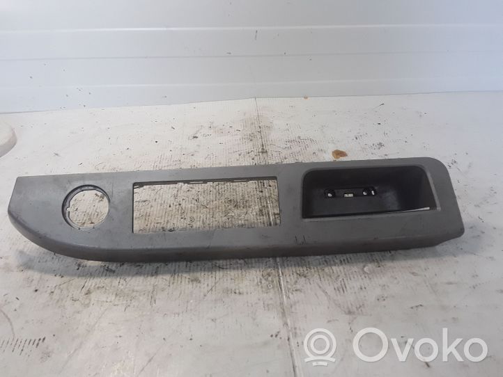 Chrysler Sebring (ST-22 - JR) Front door interior handle trim 119461