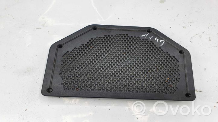 BMW 1 E81 E87 Maskownica głośnika niskotonowego 6925328