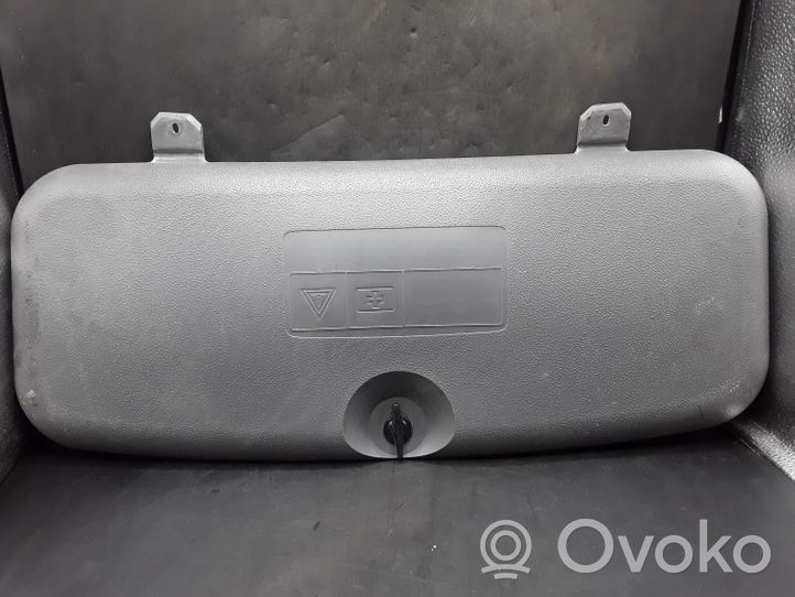 BMW 7 F01 F02 F03 F04 Soporte de apoyo del triángulo de señalización 15361701