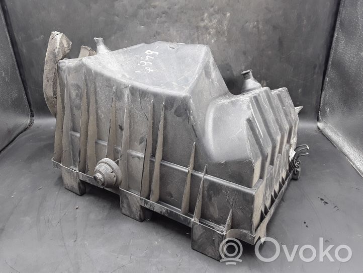 Volkswagen Sharan Air filter box cover 95VW9A612AB