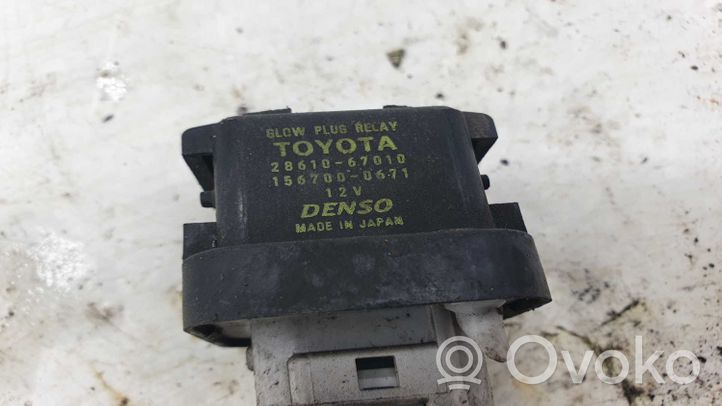 Toyota Corolla Verso E121 Relais de bougie de préchauffage 281067010