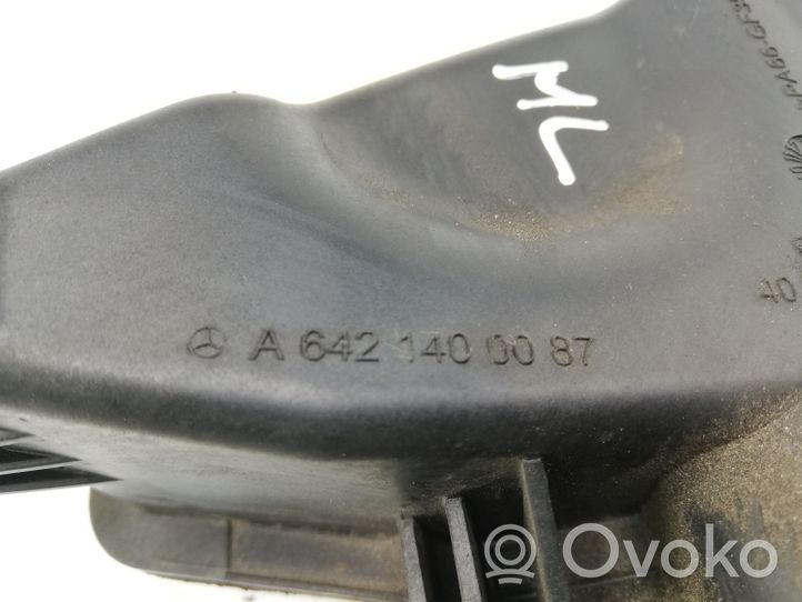 Mercedes-Benz ML W164 Risuonatore di aspirazione A6421400087