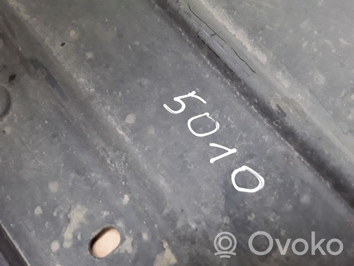 Volkswagen Golf VII Kita dugno detalė 5Q0825230H