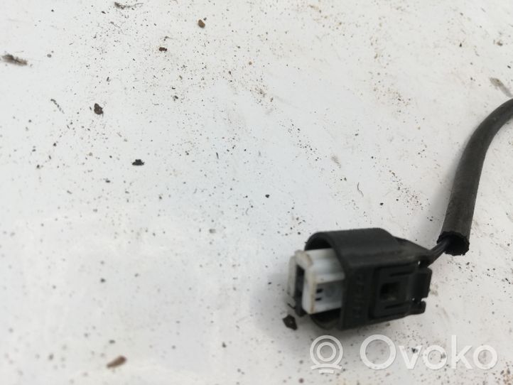 BMW X3 E83 Izplūdes gāzu temperatūras sensors 17185551