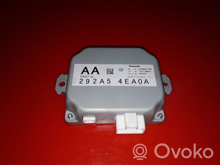 Nissan Qashqai Przetwornica napięcia / Moduł przetwornicy 292A54EA0A