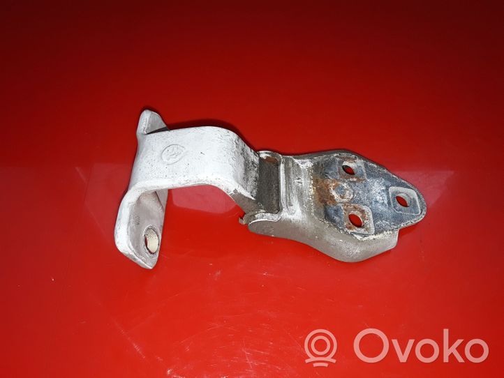 Iveco Daily 35 - 40.10 Cerniera inferiore della portiera anteriore 56087