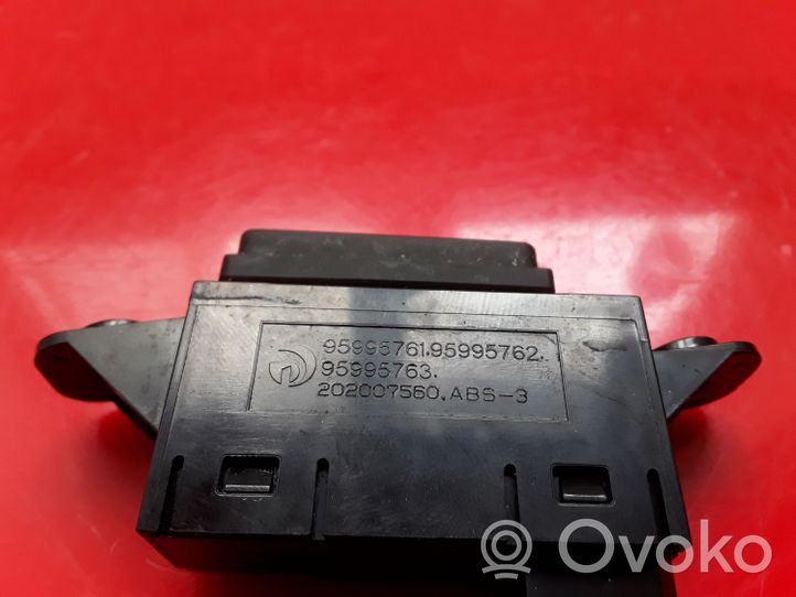 Chevrolet Cruze ESP (stability program) switch 95995761