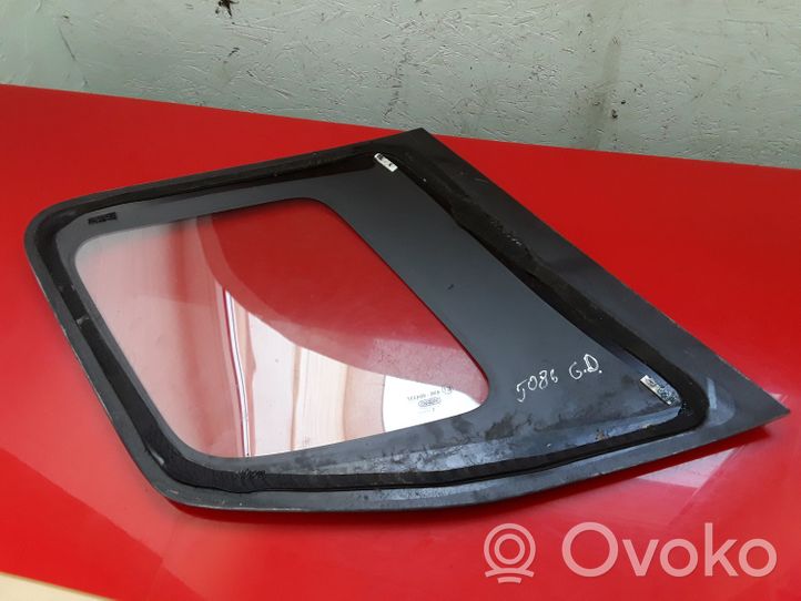 Subaru Justy Fenêtre latérale vitre arrière 47R004337