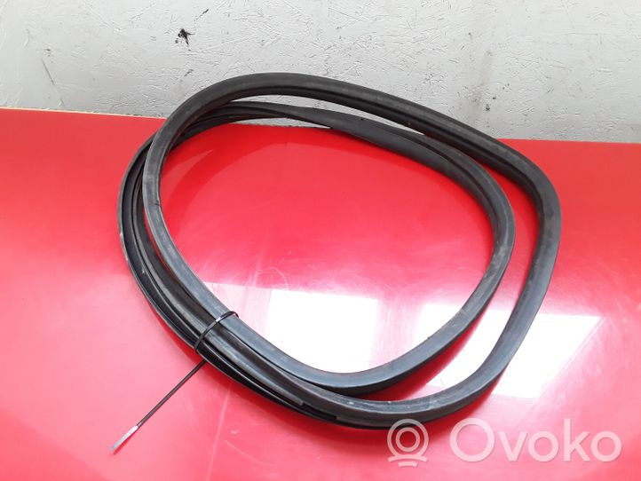 Chevrolet Captiva Trunk rubber seal (body) 