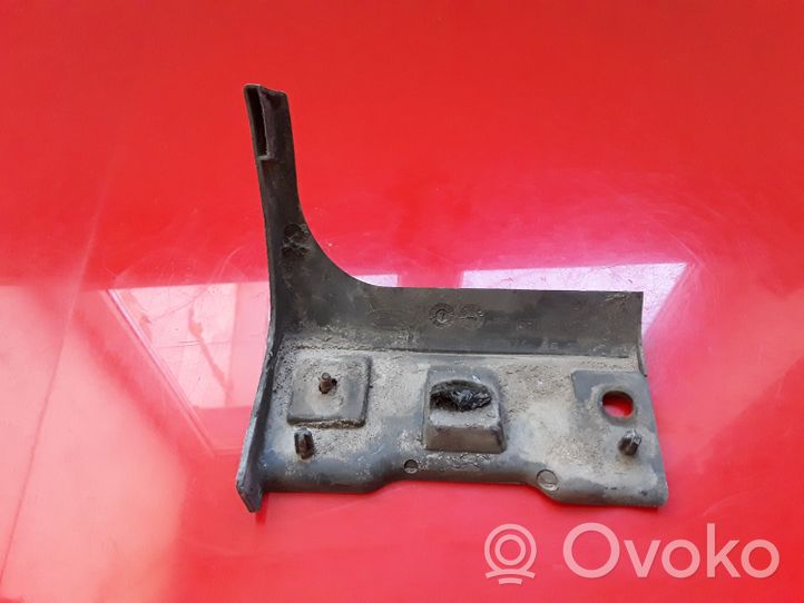 Ford Focus Etuoven kynnyksen suojalista 5M51A10174AC