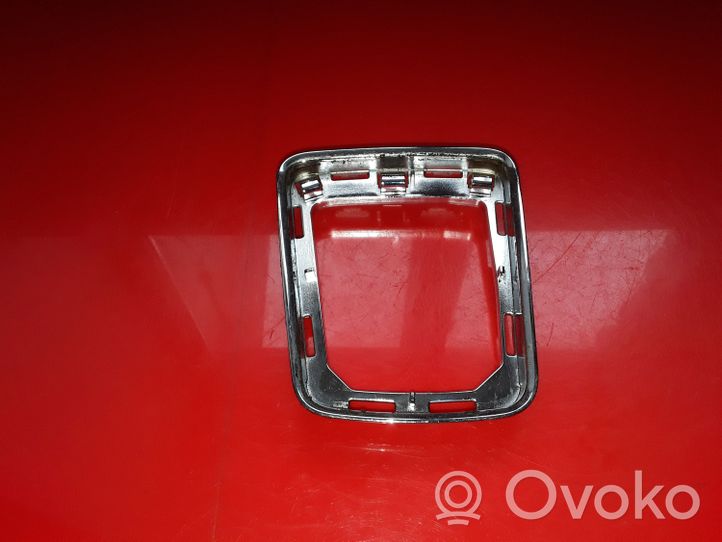 Seat Toledo IV (NH) Contour de levier de vitesses 5JC711456