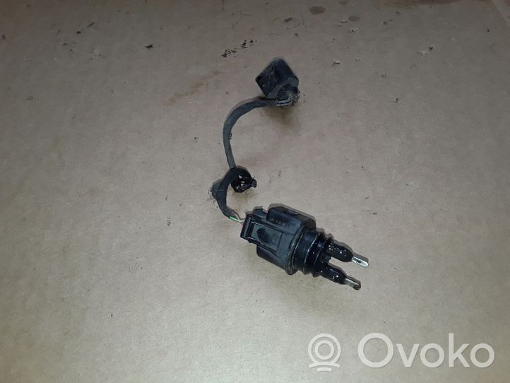 Audi A5 8T 8F Capteur de niveau de liquide lave-glace 1J0973202