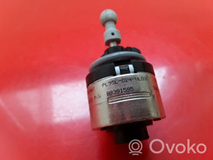 Opel Vectra C Moteur de réglage du niveau des phares 89391595