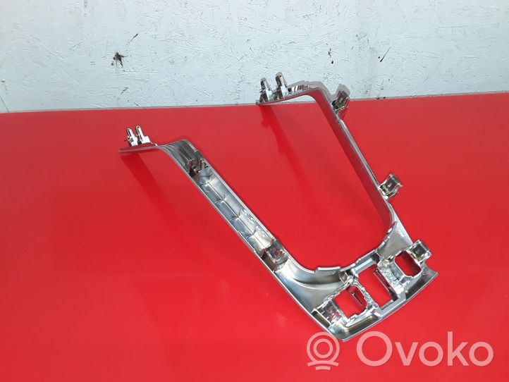 Opel Antara Rivestimento in plastica cornice della leva del cambio 22751724