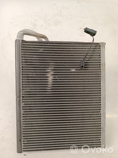 KIA Sorento Gaisa kondicioniera radiators (salonā) 