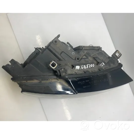 Audi Q5 SQ5 Lampa przednia 1001117075