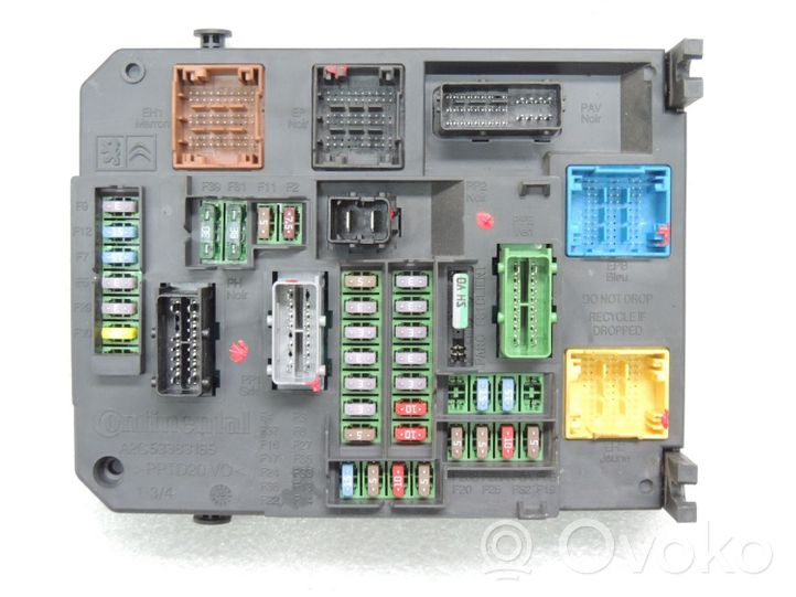 Peugeot 508 RXH Module de fusibles 1608181180