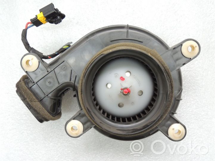 Peugeot 508 RXH Ventilateur de batterie véhicule hybride / électrique 9670033580