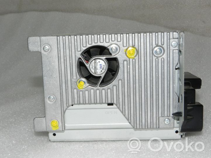Lancia Thema Panel / Radioodtwarzacz CD/DVD/GPS P05064543AJ
